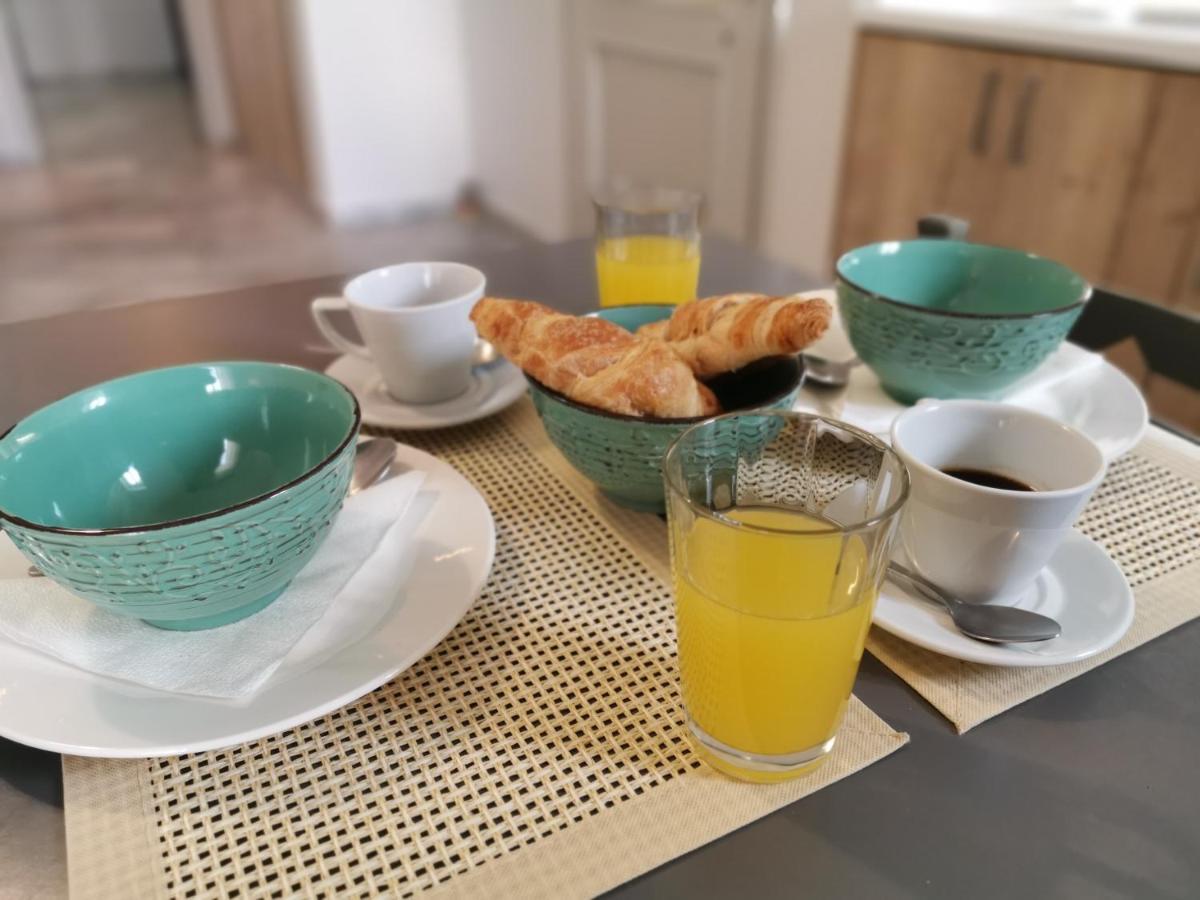 Mardinik Hotel Apartments Rethymno  Bagian luar foto